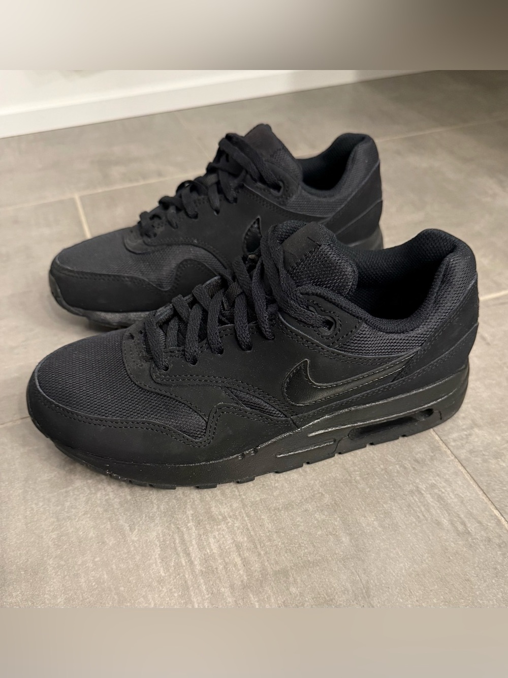 Nike Air Max 1 - Youth 5Y / Women’s 6.5 – Triple Black